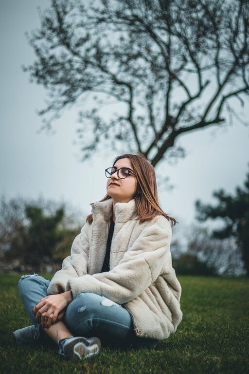 Mindful Breaks You Can Take in Five Minutes to Boost Your Day